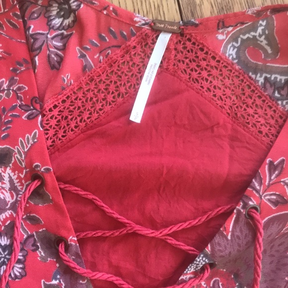 ✨SOLD✨Red Floral Free People Flowy Dress - Picture 5 of 7